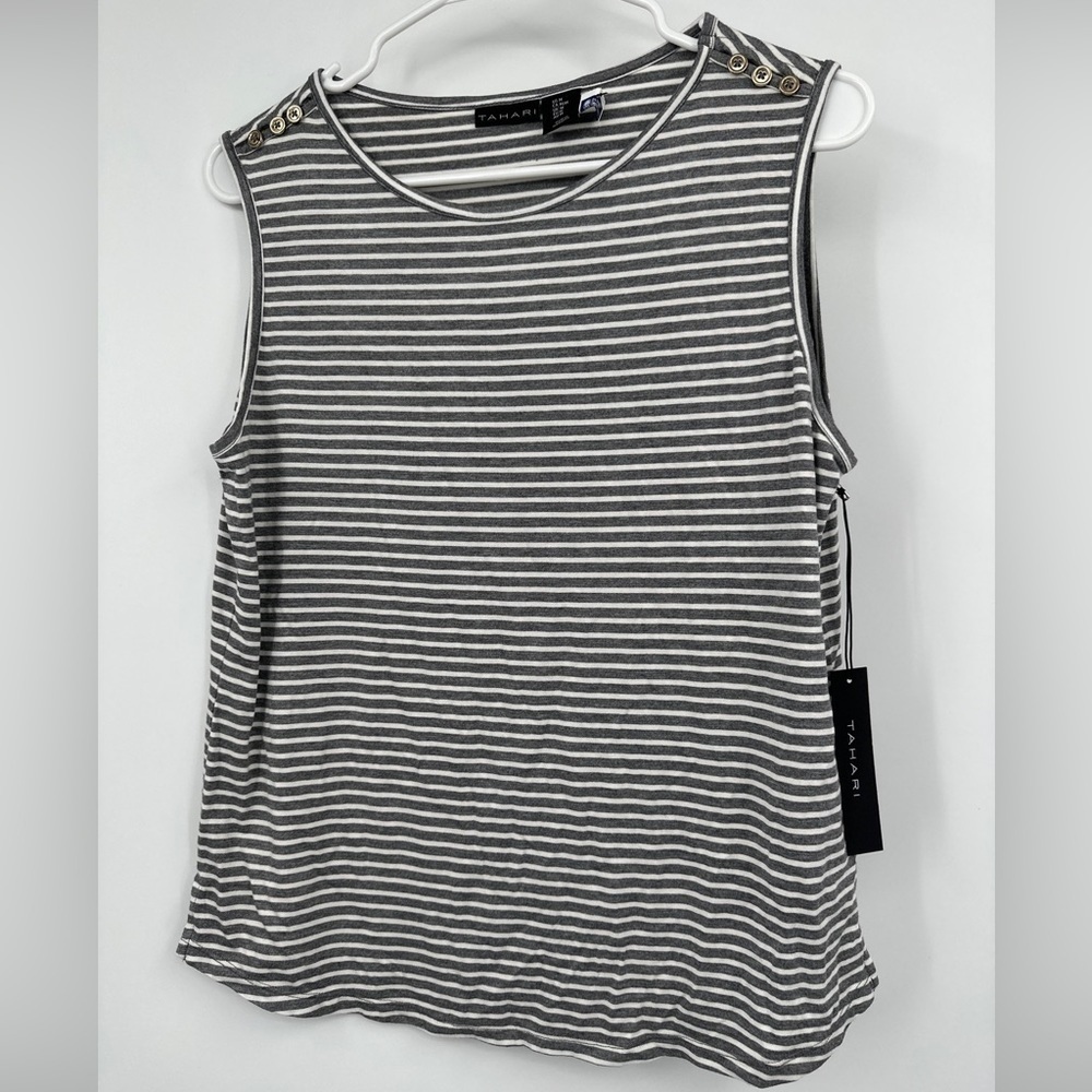 NWT Womens Knit Stretch Knit Top Lightweight Size Medium TAHARI
